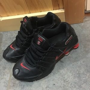 Nike shox size 8.5